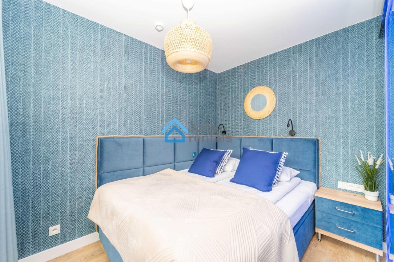 Bright And Blue 3City Apartment With Balcony In Gdynia By Noclegi Renters Exterior photo